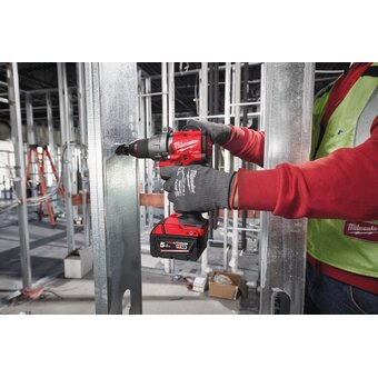  Дрель-шуруповерт Milwaukee M18 FDD3-0 (4933498059) без АКБ и ЗУ безуд 