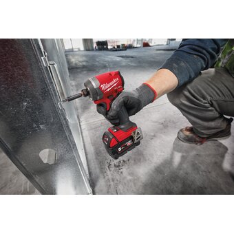  Винтоверт импульсный Milwaukee M18 FID3-0 (4933498061) без АКБ и ЗУ 