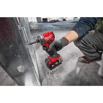  Винтовёрт импульсный Milwaukee M18 FID3-502X (4933479865) 2АКБ+ЗУ 