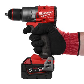  Дрель-шуруповерт Milwaukee M18 FPD3-402C (4933492473) 2АКБ+ЗУ уд 