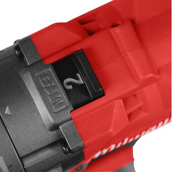  Дрель-шуруповерт Milwaukee M18 FPD3-402C (4933492473) 2АКБ+ЗУ уд 
