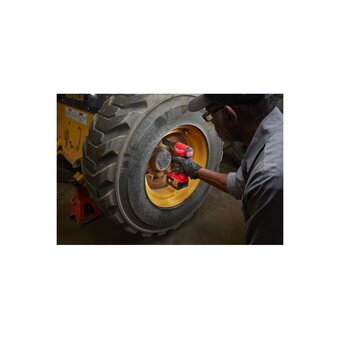  Гайковёрт импульсный Milwaukee M18 Fuel One-Key ONEIWF12-502X (4933451374) 2АКБ+ЗУ 
