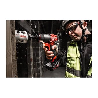  Дрель-шуруповерт Milwaukee M12 FDD2-0 (4933479872) без АКБ и ЗУ безуд 