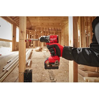  Дрель-шуруповерт Milwaukee M18 BLPDRC-422C (4933492825) АКБ+ЗУ уд 