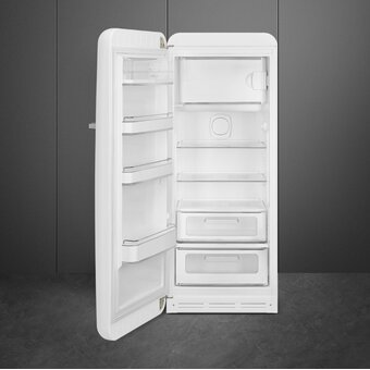  Холодильник SMEG FAB28LWH5 белый 