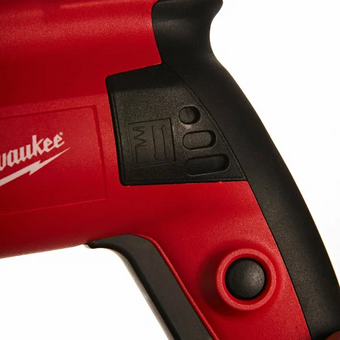  Дрель Milwaukee DE 10 RX (4933409211) 630 Вт безуд 
