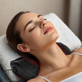  Массажер для шеи KitFort КТ-2989 черный 