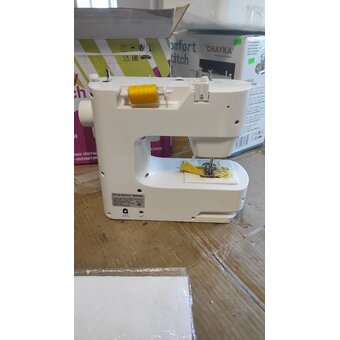  УЦ Швейная машина CHAYKA HandyStitch 33 (плохая упаковка, б/у, устранение заусенцев на челноке) 
