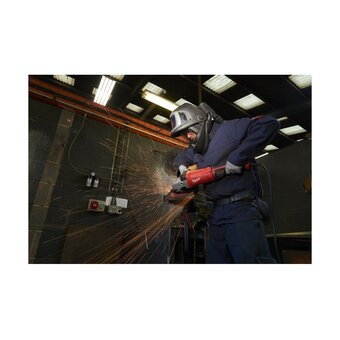  УШМ Milwaukee AGVKB-24-230 EKX (4933471464) 2400 Вт 