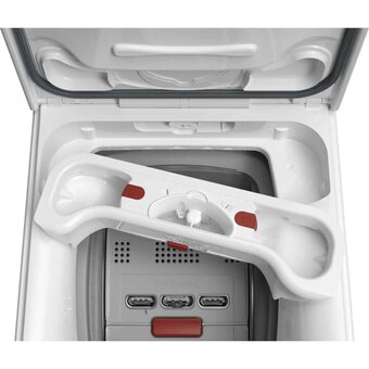  Стиральная машина AEG LTR7E373AE 