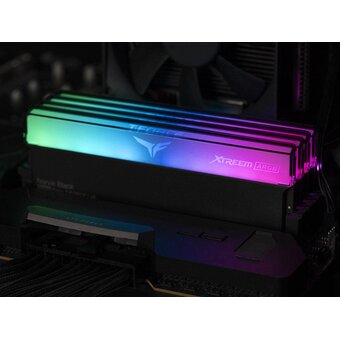  ОЗУ DDR5 TEAMGROUP T-Force Xtreem ARGB (FF9D532G6400HC32ADC01) 32GB (2x16GB) 6400MHz CL32 (32-39-39-84) 1.35V / Black 