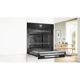  Встраиваемый духовой шкаф Bosch HMG976RB1S черный 