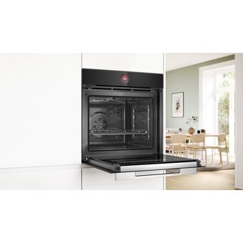 Духовой шкаф Bosch HBG7721B1 черный 