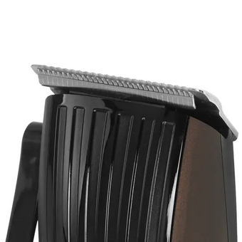  Машинка для стрижки Vitek Safari VT-2577 коричневый 