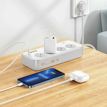  Удлинитель HOCO AC21 Sunlight 4-bit1C3A desktop socket L-1.5M белый 