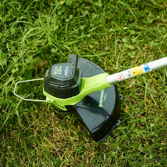  Триммер электрический GREENWORKS G40LTK4 (2101507UB) с акк и ЗУ 