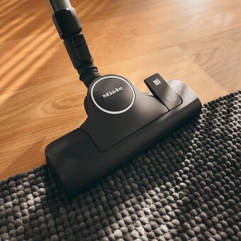  Пылесос Miele Complete C3 125 Gala Edition Graphite grey 