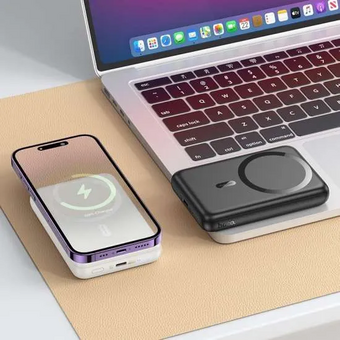  Аккумулятор внешний резервный HOCO J141 Grace PD20W magnetic 10000mAh белый 