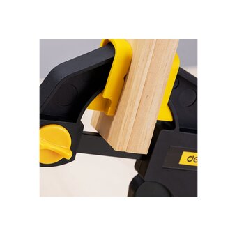  Струбцина Deli DL110106 пистолетная быстрозажимная 