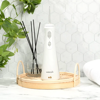 Ирригатор Waterpik WP-490 EU белый 