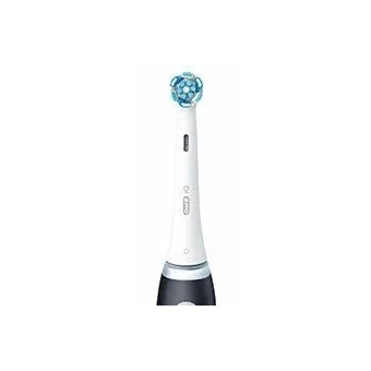  Электрическая зубная щетка Oral-B IO3S/BL черный 