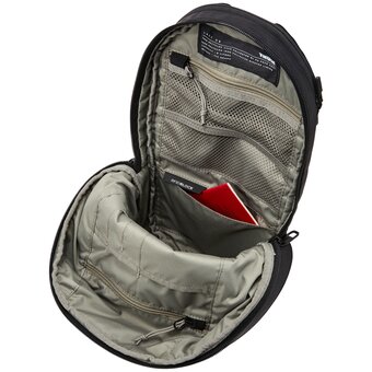  Рюкзак Thule Tact (TACTSL08K) черный 