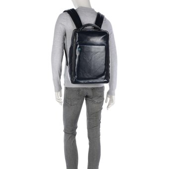  Рюкзак Piquadro Blue Square CA6593B2/BLU2 темно-синий натуральная кожа 