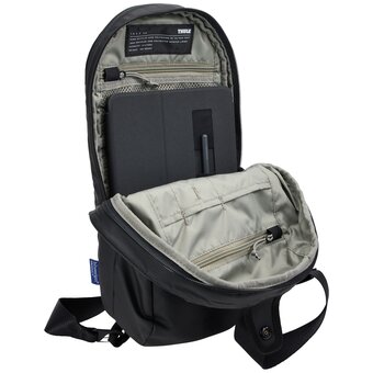  Рюкзак Thule Tact (TACTSL08K) черный 