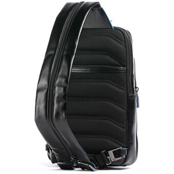  Рюкзак слинг мужской Piquadro Blue Square CA6589B2/N черный кожа 