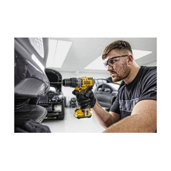  Дрель-шуруповерт DeWalt DCD706D2 