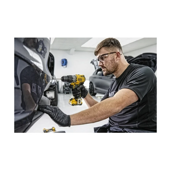  Дрель-шуруповерт DeWalt DCD706D2 