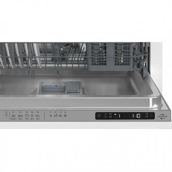  Встраиваемая посудомоечная машина Hotpoint HI 4C56W белый 