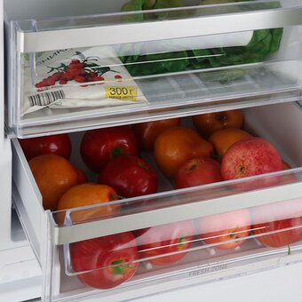  Встраиваемый холодильник Hotpoint HBT 20 