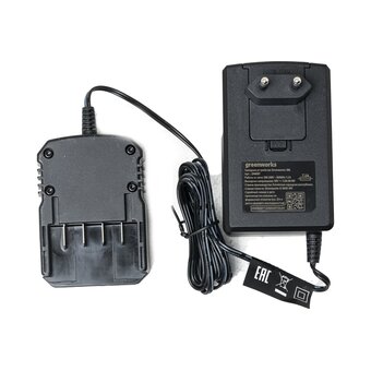  Снегоуборщик GreenWorks 2600807USB2 аккумуляторный c USB и ЗУ 