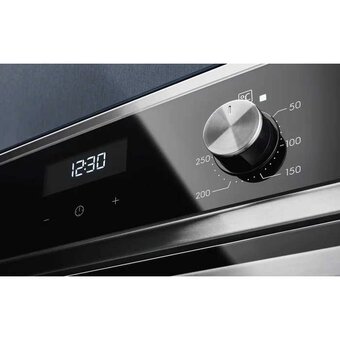  Духовой шкаф Electrolux EOF5H50BX 