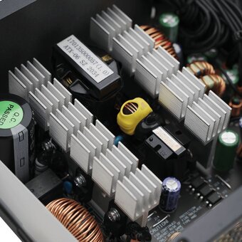  Блок питания Deepcool PF750 (R-PF750D-HA0B-WDEU) 