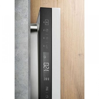  Встраиваемая посудомоечная машина Whirlpool WSIP4O33PFE 