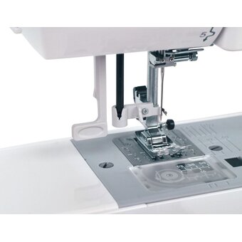  Швейная машина Janome DC3900 