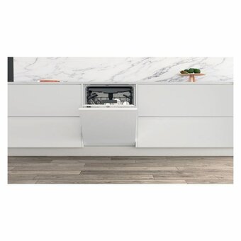  Встраиваемая посудомоечная машина Whirlpool WIS7020PEF 