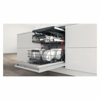  Встраиваемая посудомоечная машина Whirlpool WIS7020PEF 