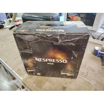  УЦ Кофемашина DeLonghi Nespresso Pixie C61 Electric Titan (плохая упаковка, плохаяу упаковка с капсулами) 