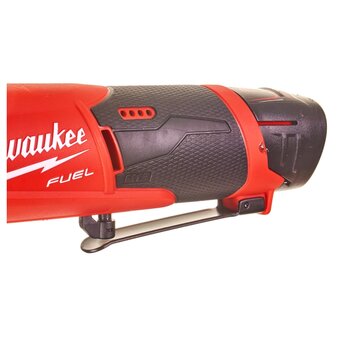  Трещотка аккумуляторная Milwaukee M12 FIR38-201B (4933459798) 1АКБ сумка 