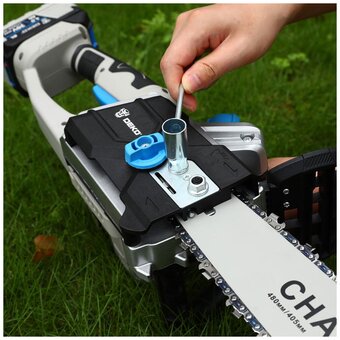  Пила цепная DEKO DKCHS 40 Pro (083-2002) 2x4.0Ач, двойное з/у 