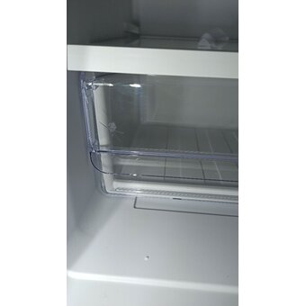  УЦ Холодильник Indesit ITR 5180 W 2-хкамерн. белый (внутренние вмятины, плохая упаковка) 