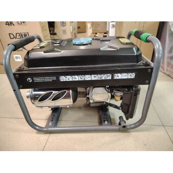  УЦ Генератор Carver PPG- 3900А (плохая упаковка, б/у, замена коленвала, маховика, стартера, крышки альтернатора) 