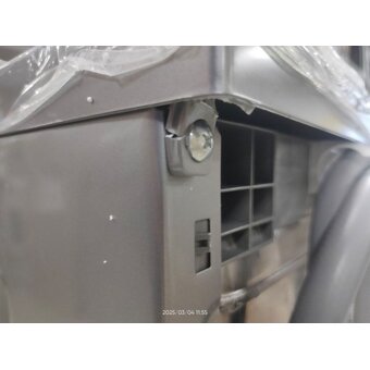  УЦ Встраиваемая посудомоечная машина INDESIT DFS 1C67 S (плохая упаковка, малая вмятина сбоку, трещины пластика возле болтов) 