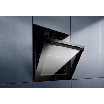  Духовой шкаф Electrolux EOD6F77WZ черный 