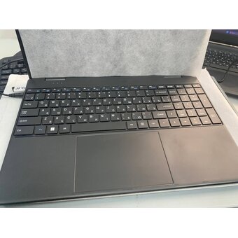  УЦ Ноутбук HIPER Workbook U26-15FII5103R16S5WPG 15.6" IPS FHD black (Core i5 1030NG7/16Gb/512Gb SSD/W11Pro (После СЦ, замена SSD и мат. платы) 