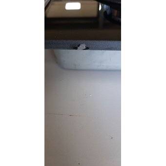  УЦ Варочная поверхность BEKO HILW 64225 S (отломан угол чугунной подставки для посуды, скол) 