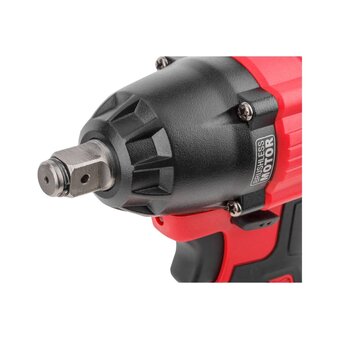  Гайковерт Wortex CWR 0318 (0329229) кейс, АКБ и ЗУ 